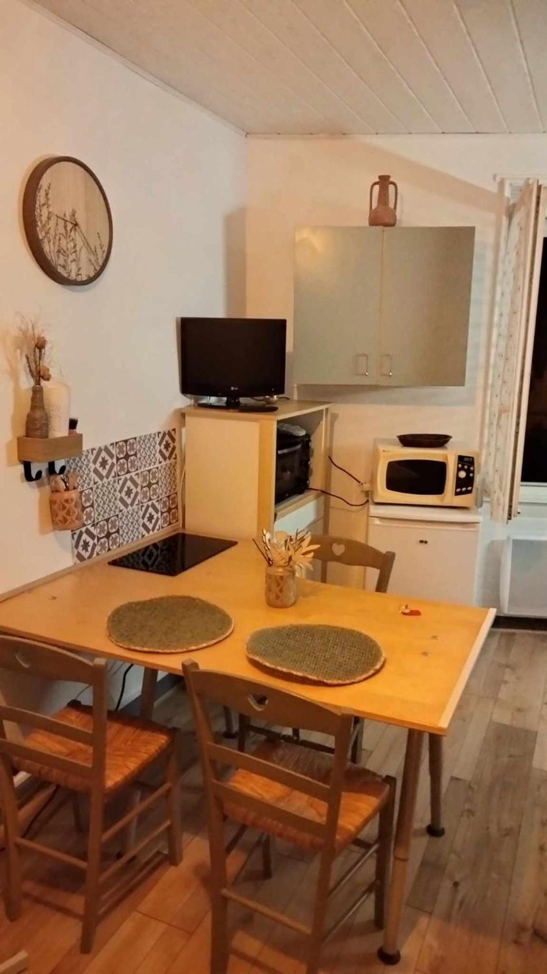 Le Nid Douillet Champetre Linge Fourni Apartment La Bourboule Exterior photo
